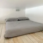 Practical And Cozy Flat In Ipanema
