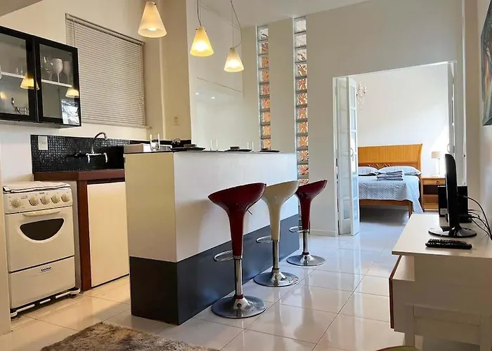 Practical And Cozy Flat In Ipanema